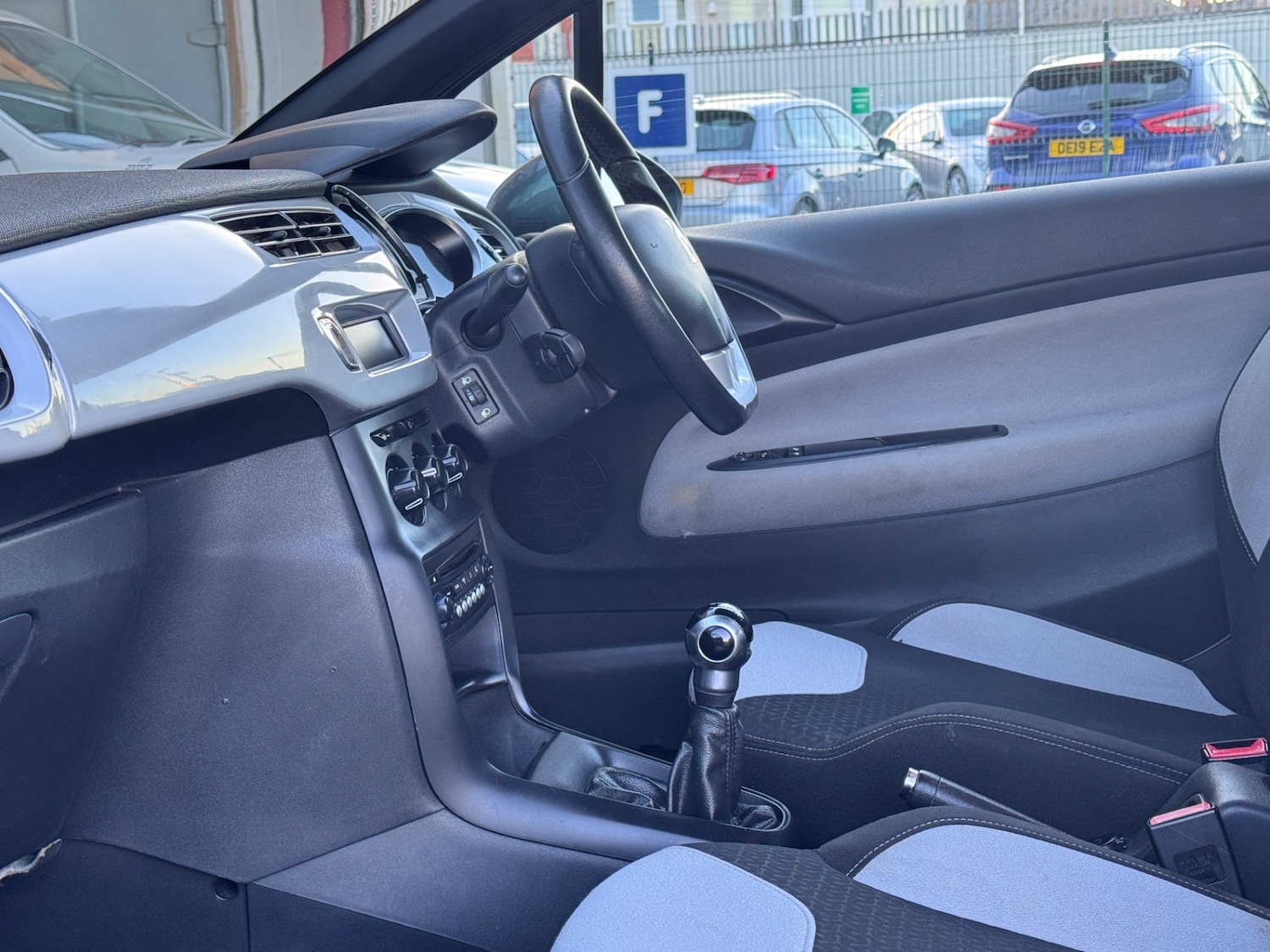 Used Citroen DS3 2014 for sale - 76250801: Photo 17