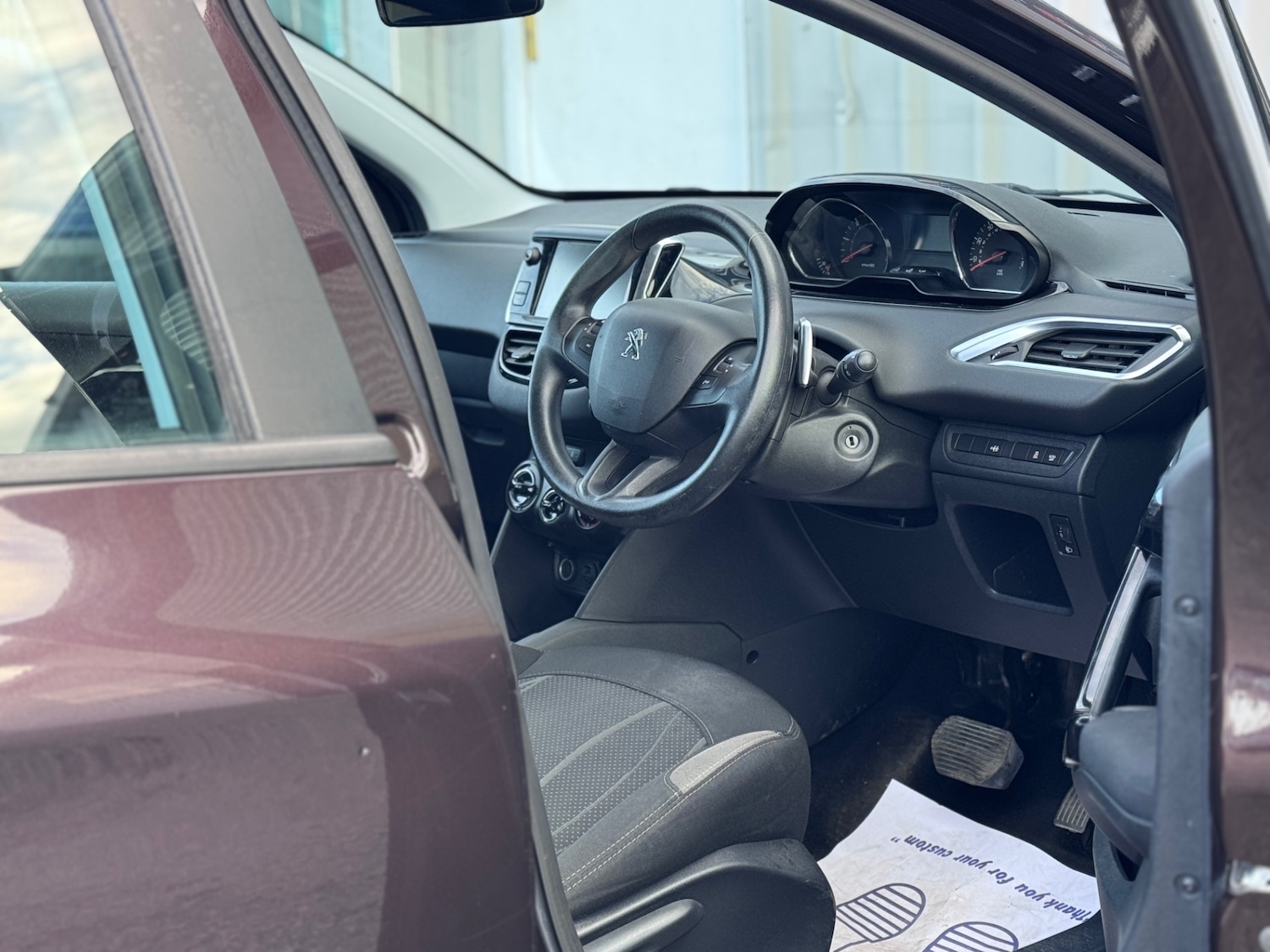 Used Peugeot 208 2013 for sale - 76348711: Photo 10