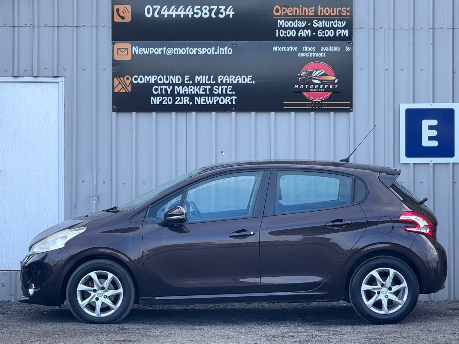 Used Peugeot 208 2013 for sale - 76348711: Photo 8