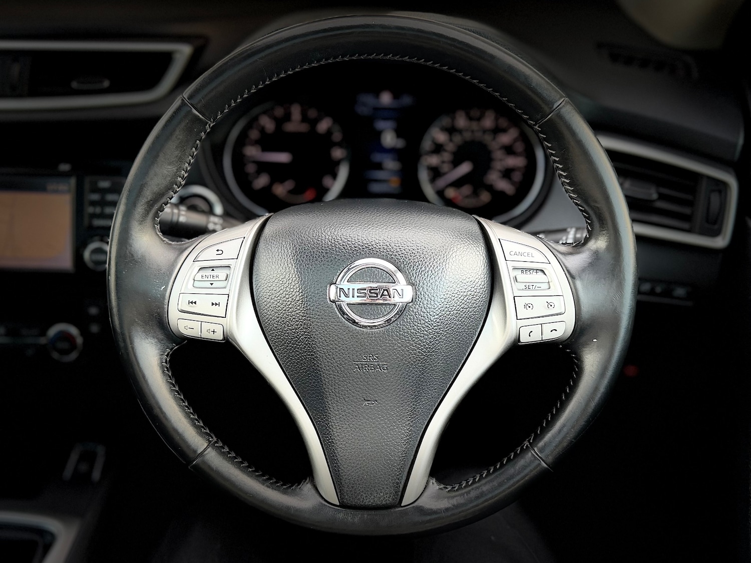 Used Nissan Qashqai 2015 for sale - 78048409: Photo 15