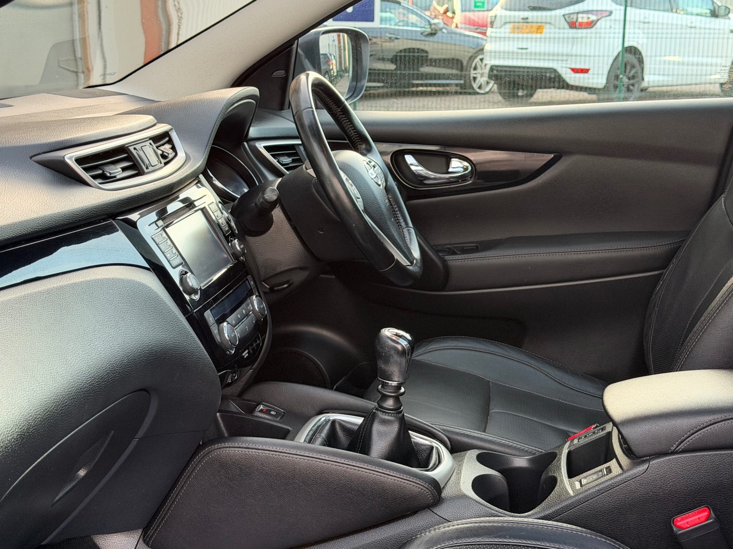 Used Nissan Qashqai 2015 for sale - 78048409: Photo 17