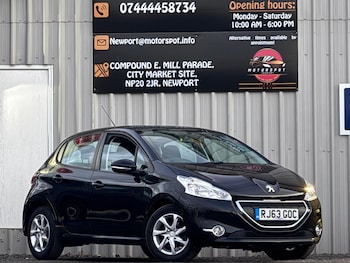 Peugeot - 208