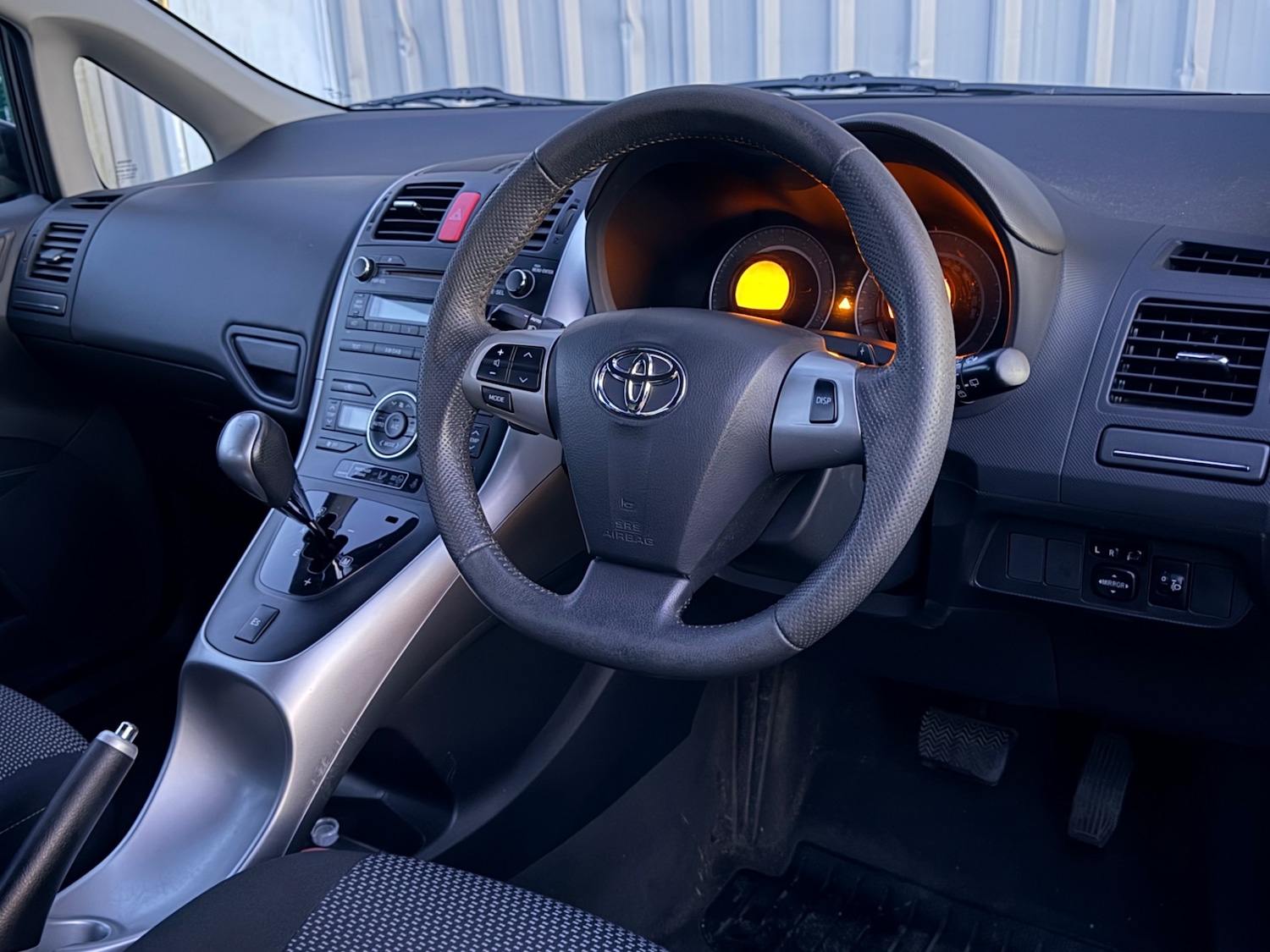 Used Toyota Auris 2010 for sale - 77921591: Photo 12