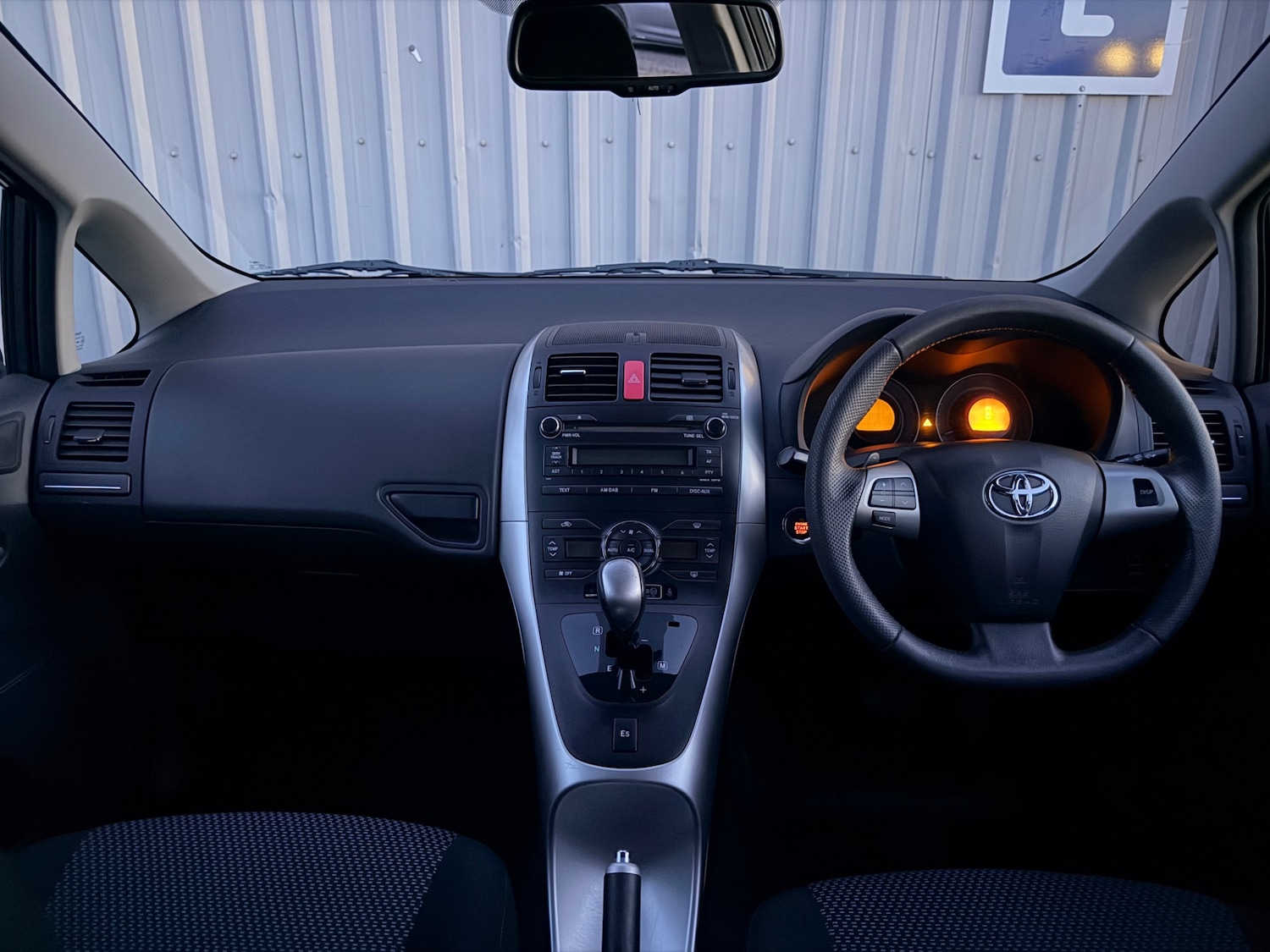 Used Toyota Auris 2010 for sale - 77921591: Photo 17