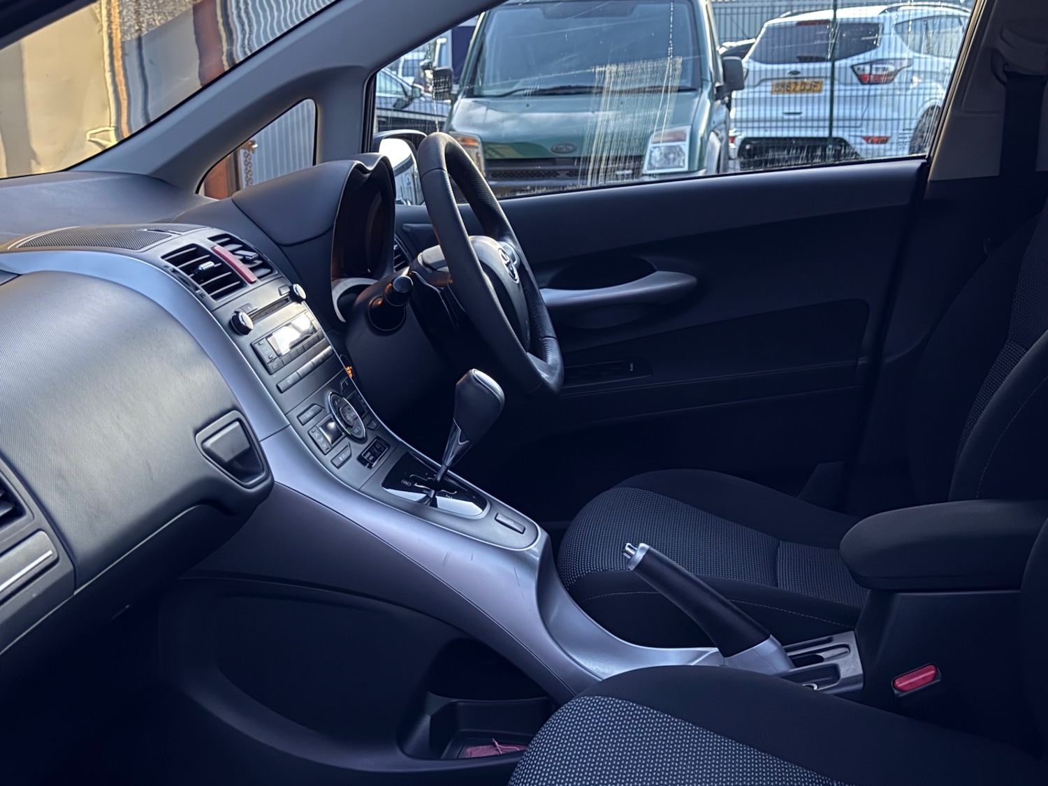 Used Toyota Auris 2010 for sale - 77921591: Photo 18