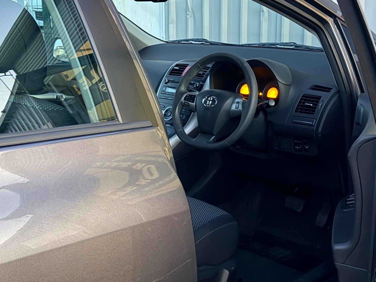 Used Toyota Auris 2010 for sale - 77921591: Photo 9