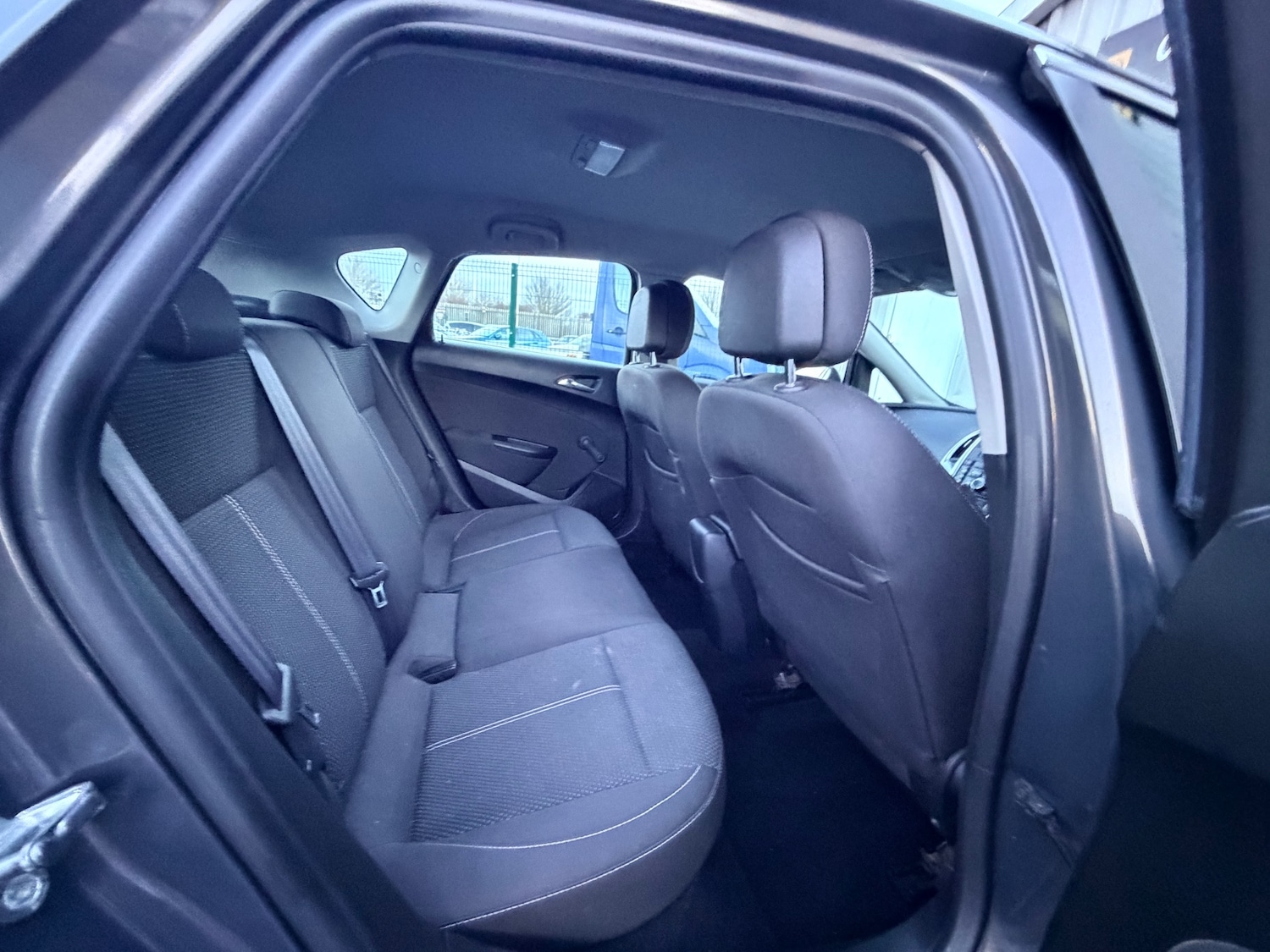 Used Vauxhall Astra 2015 for sale - 77575445: Photo 15