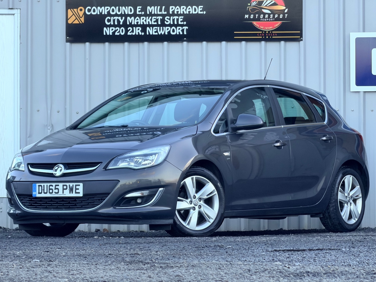 Used Vauxhall Astra 2015 for sale - 77575445: Photo 2