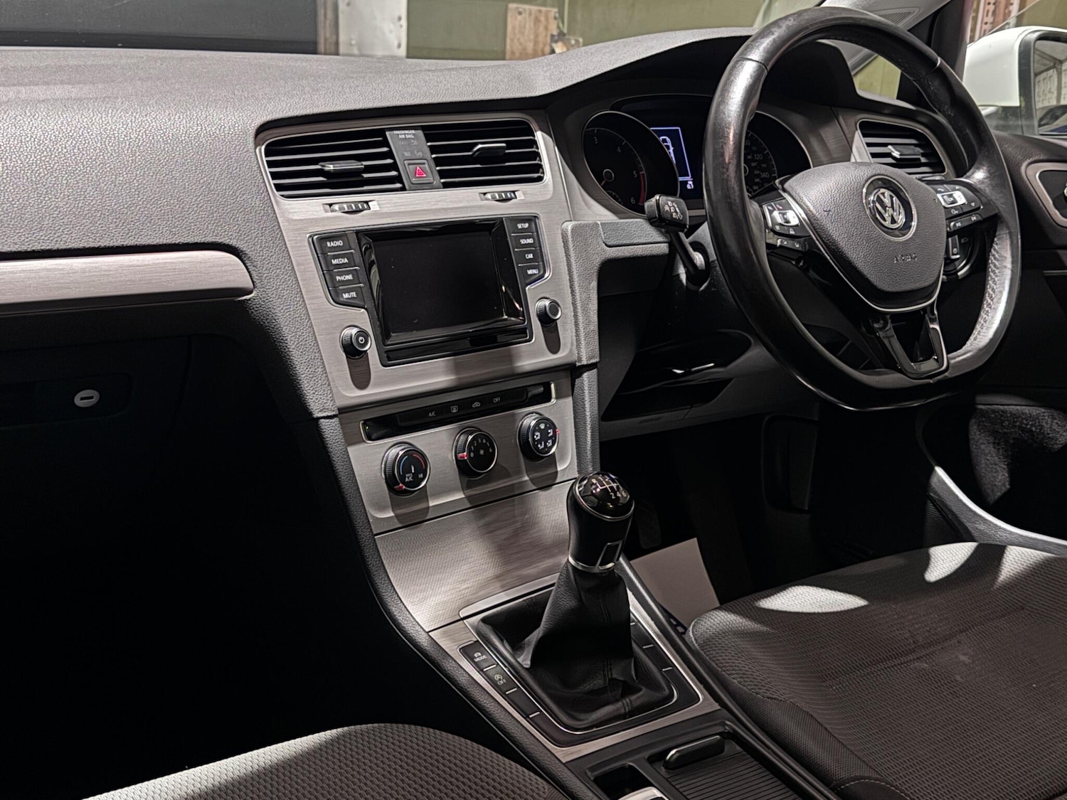 Used Volkswagen Golf 2014 for sale - 76189459: Photo 14
