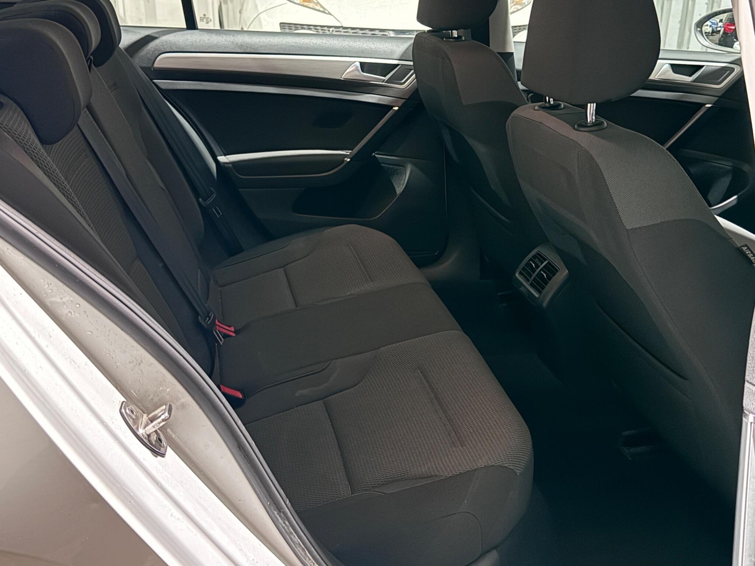 Used Volkswagen Golf 2014 for sale - 76189459: Photo 20