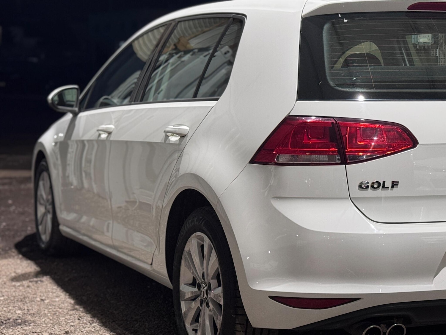 Used Volkswagen Golf 2014 for sale - 76189459: Photo 21