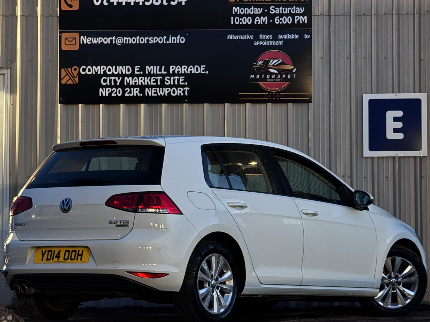Used Volkswagen Golf 2014 for sale - 76189459: Photo 8