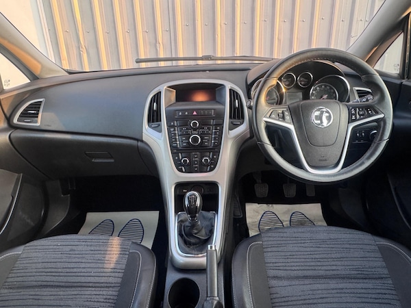 Used Vauxhall Astra 2014 for sale - 76175210: Photo 17