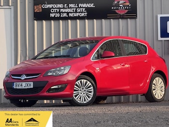 2014 (14) - 1.4 16v Excite Euro 5 5dr