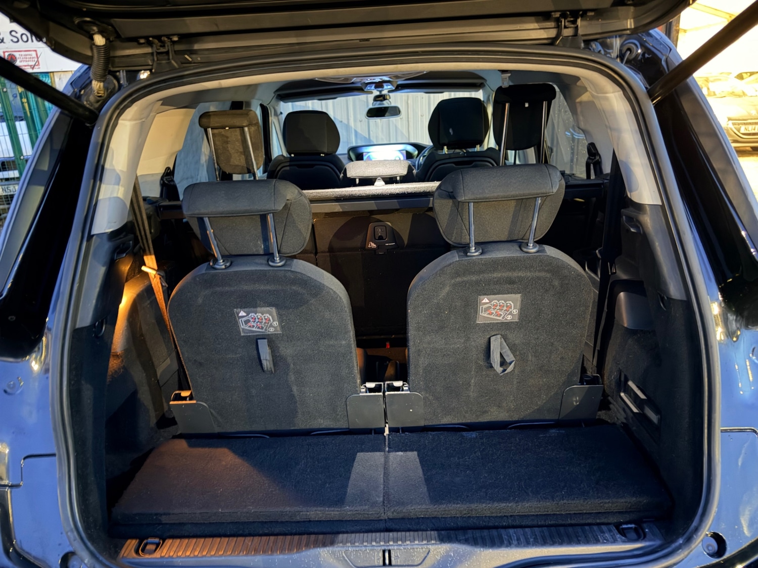 Used Citroen C4 Grand Picasso 2014 for sale - 76897332: Photo 19