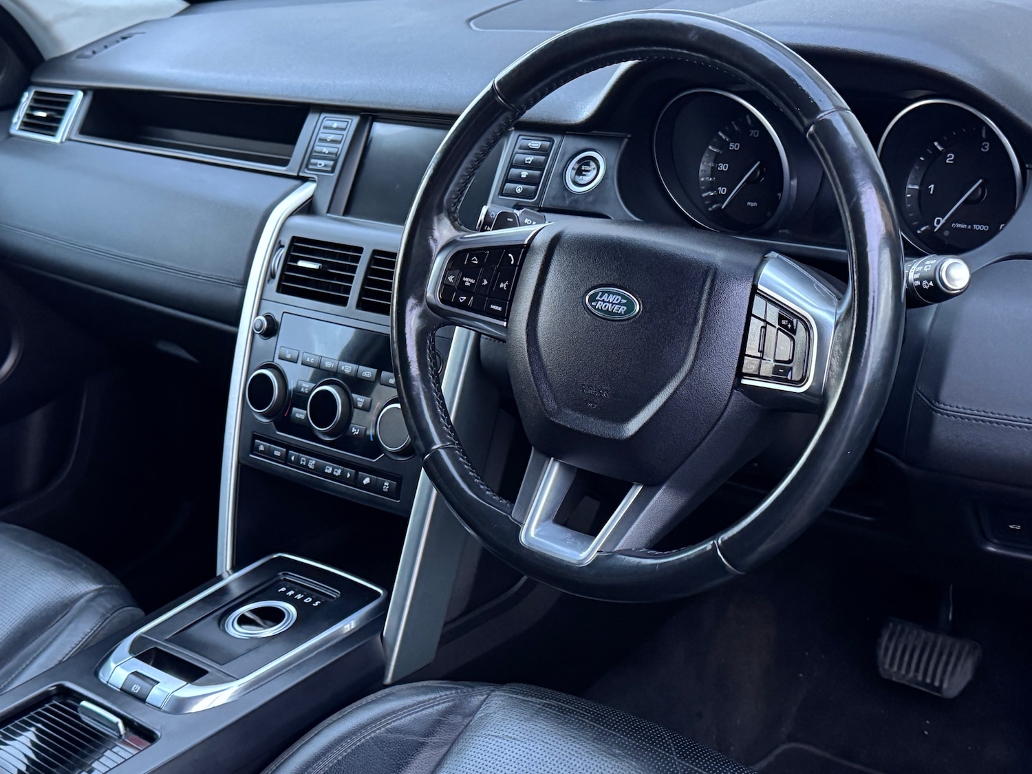 Used Land Rover Discovery Sport 2016 for sale - 76179095: Photo 13