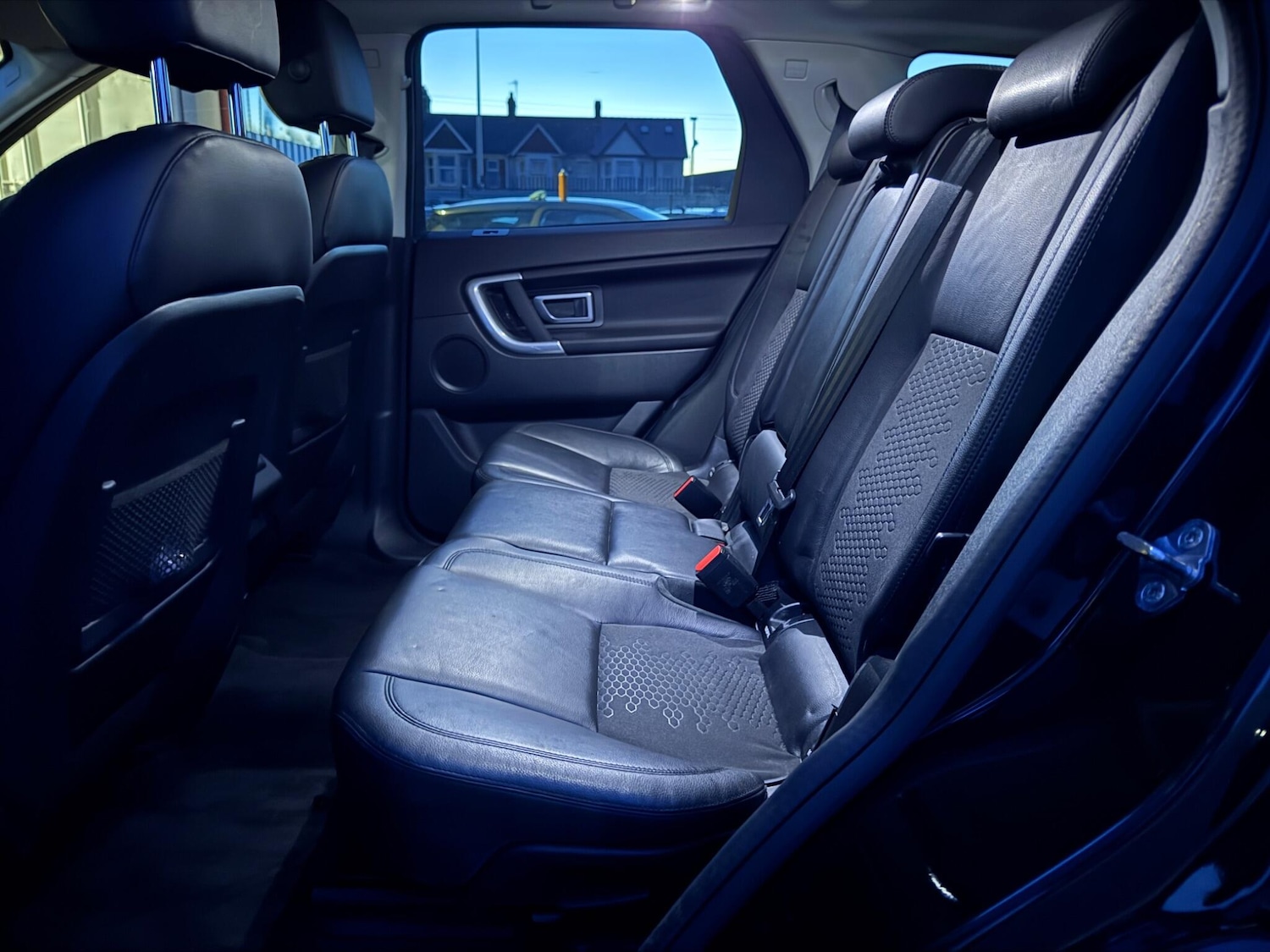 Used Land Rover Discovery Sport 2017 for sale - 76251212: Photo 19