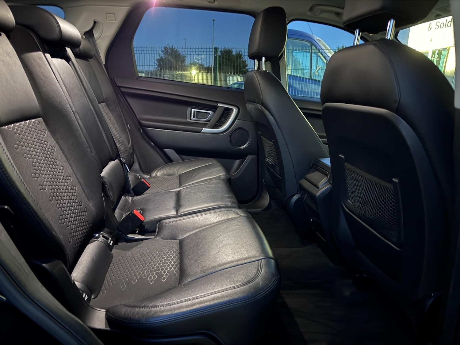 Used Land Rover Discovery Sport 2017 for sale - 76251212: Photo 20