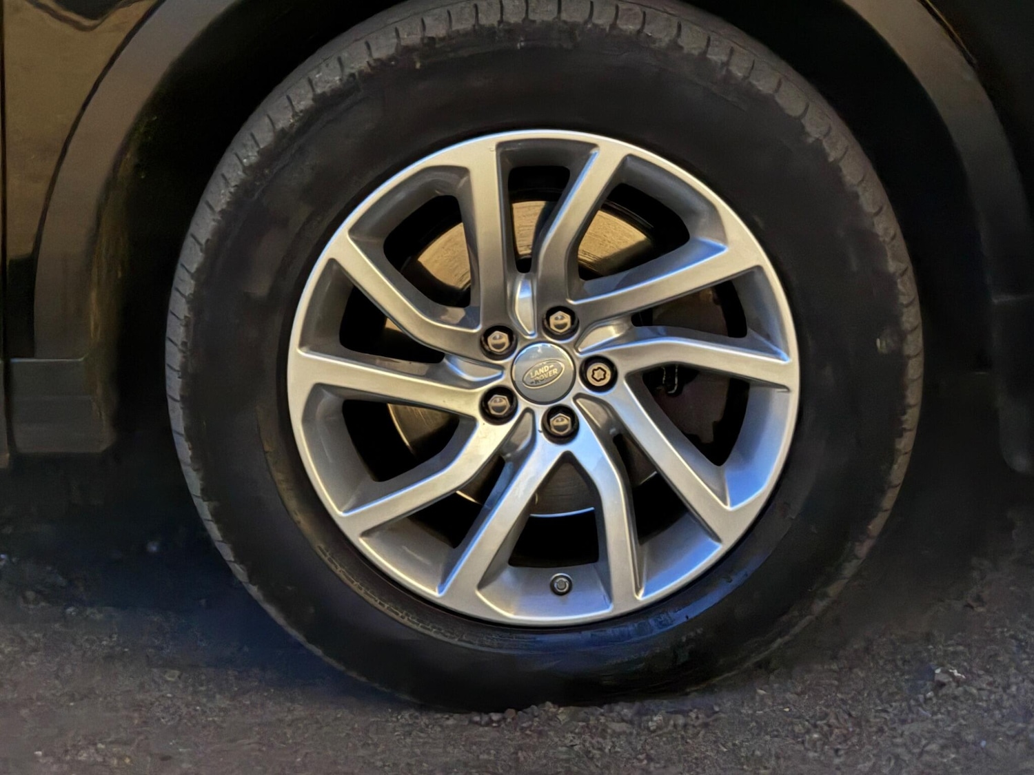 Used Land Rover Discovery Sport 2017 for sale - 76251212: Photo 23