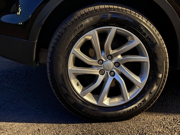 Used Land Rover Discovery Sport 2017 for sale - 76251212: Photo 24
