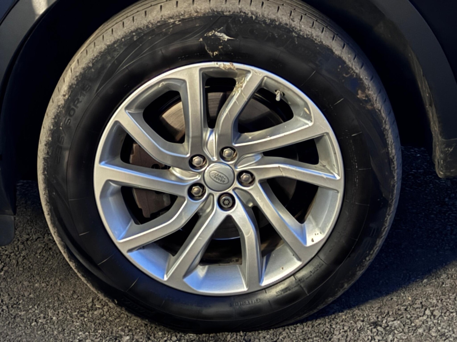 Used Land Rover Discovery Sport 2017 for sale - 76251212: Photo 25