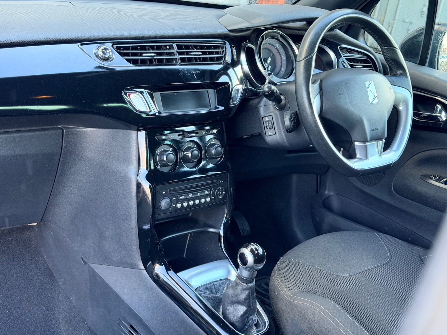 Used Citroen DS3 2012 for sale - 77893148: Photo 13