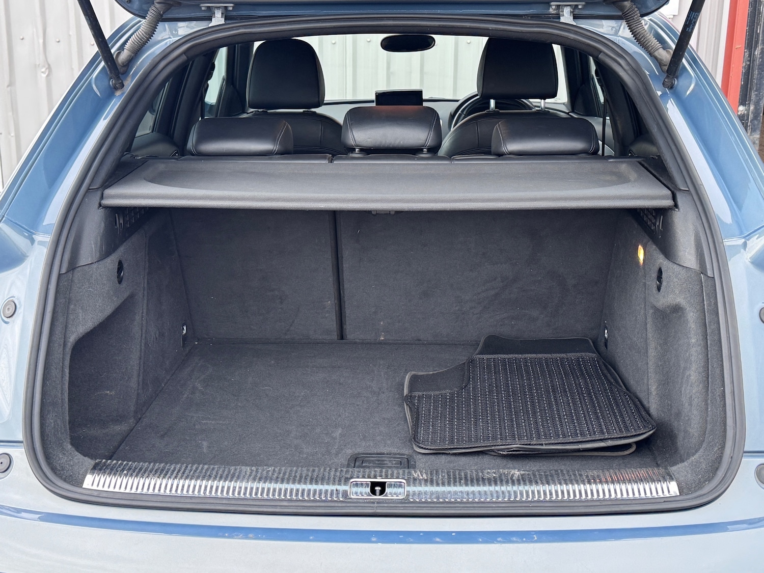 Used Audi Q3 2012 for sale - 77645672: Photo 21