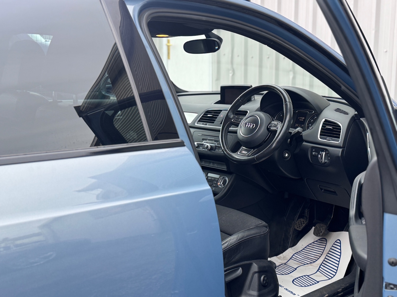 Used Audi Q3 2012 for sale - 77645672: Photo 9