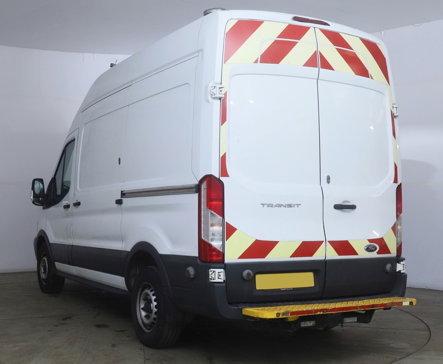 Used Ford Transit 2018 for sale - 77833324: Photo 2
