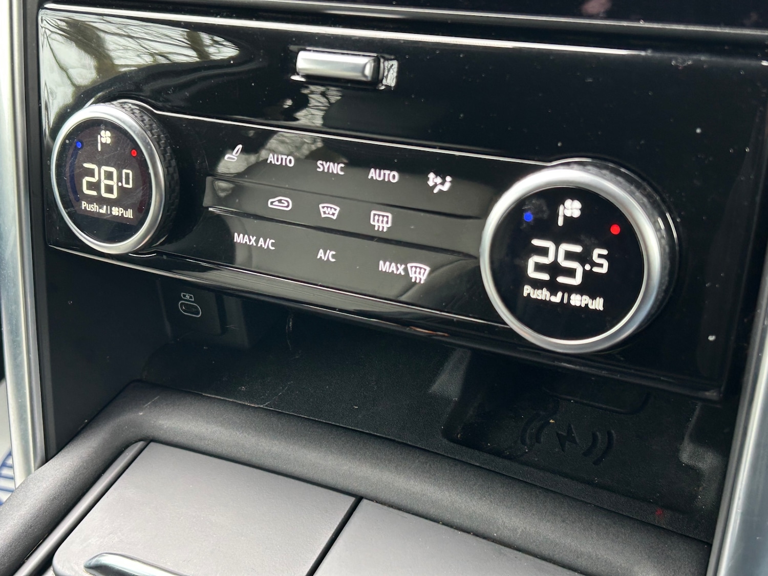 Used Land Rover Discovery 2021 for sale - 77423682: Photo 19