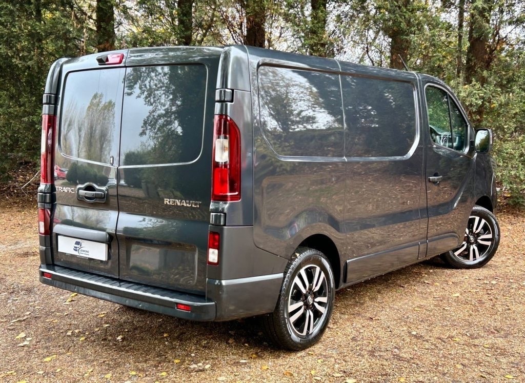 Used Renault Trafic 2022 for sale - 76627413: Photo 2