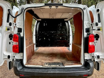 Used Peugeot Expert 2020 for sale - 76630419: Photo