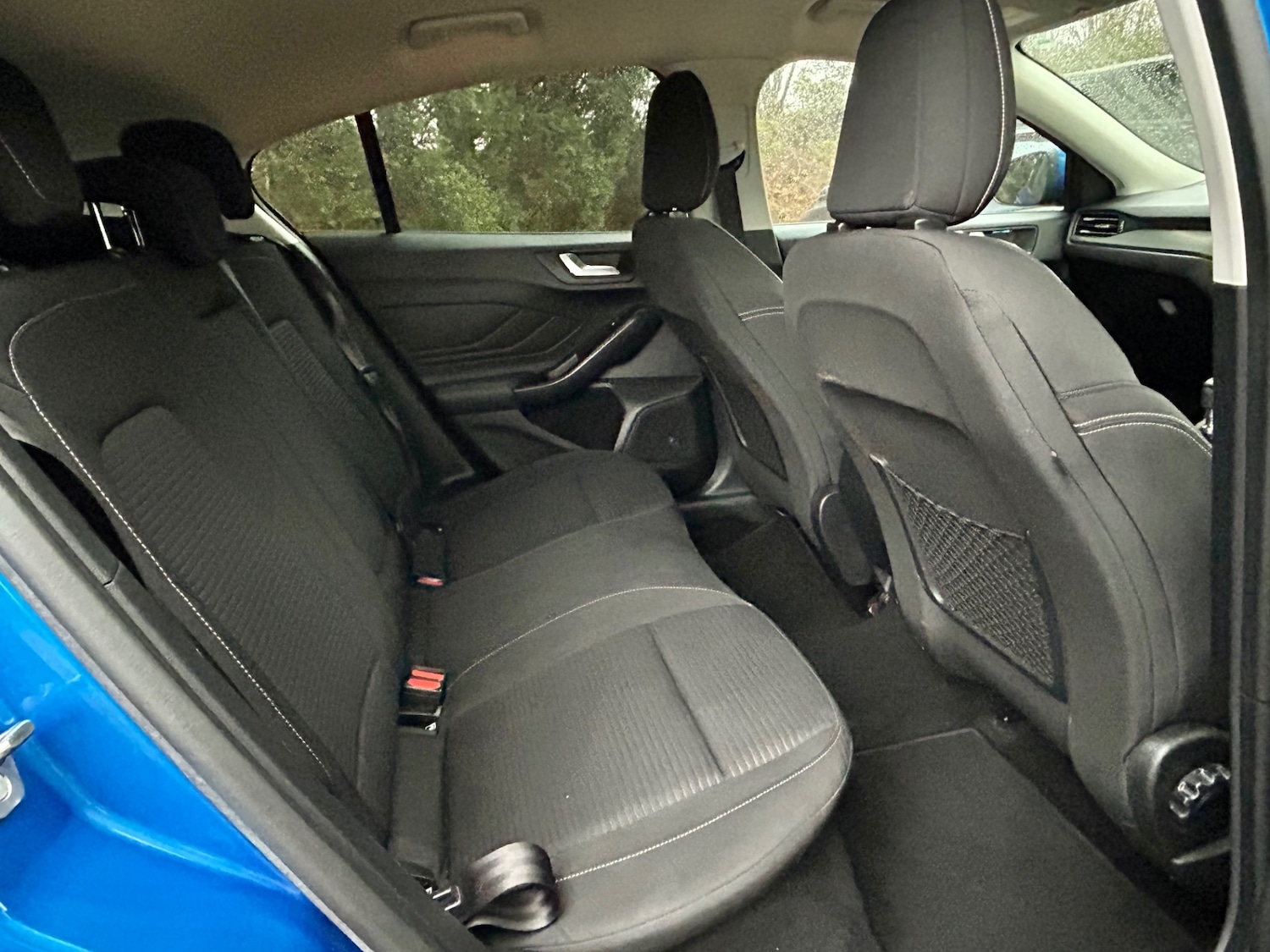 Used Ford Focus 2019 for sale - 76799489: Photo 6