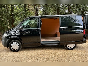 Used Volkswagen Transporter 2022 for sale - 79330340: Photo