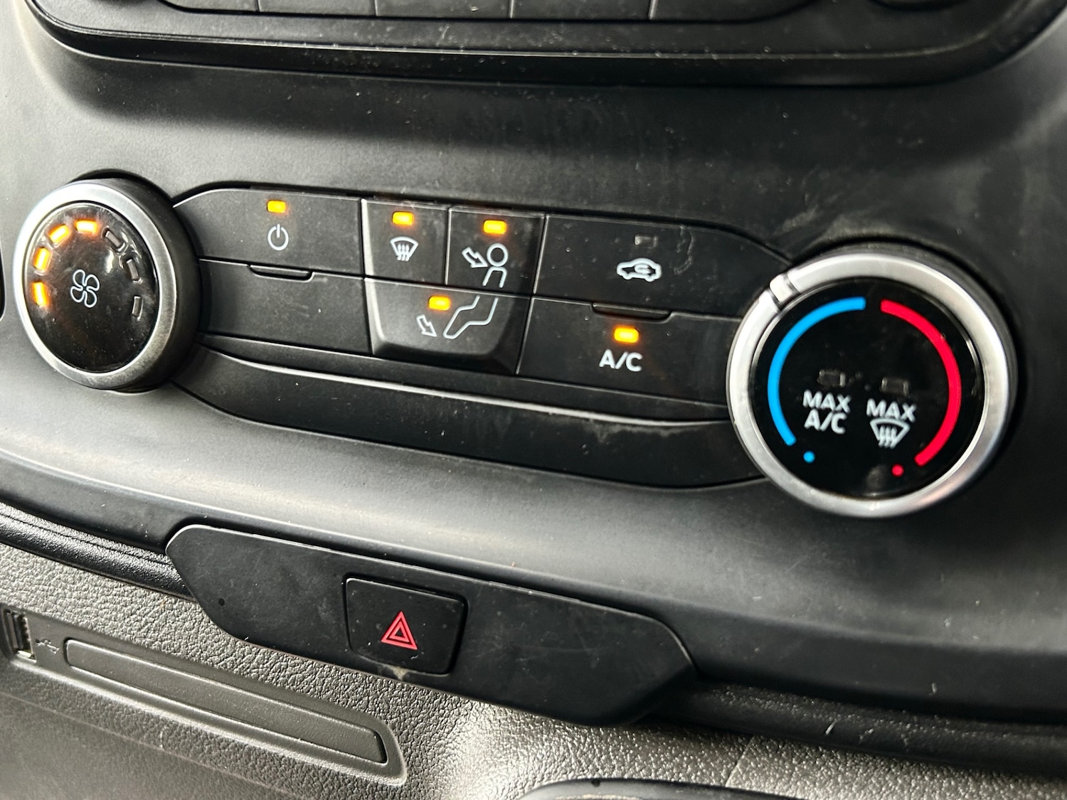 Used Ford Transit Custom 2020 for sale - 77570296: Photo 15