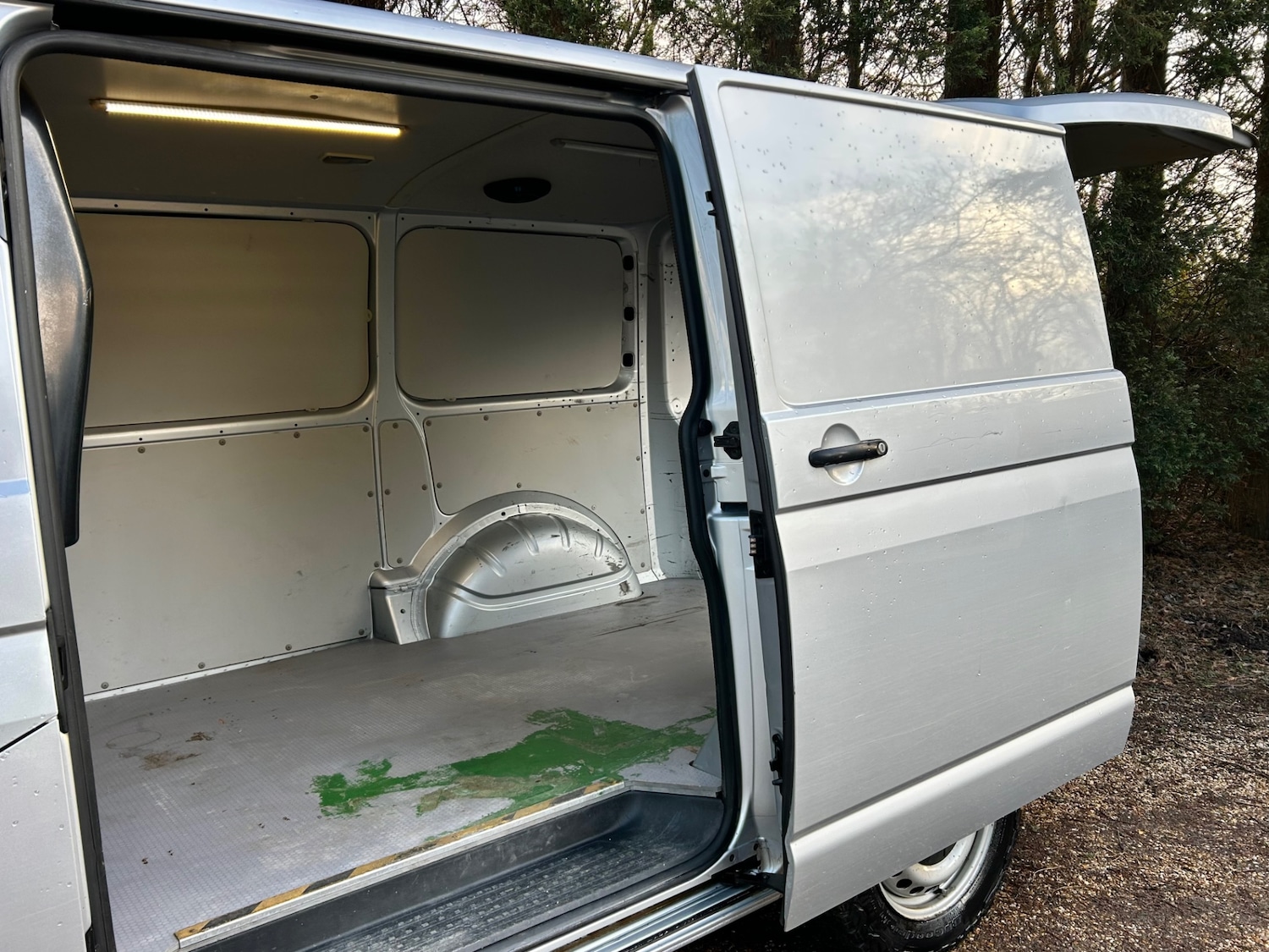 Used Volkswagen Transporter 2017 for sale - 77490247: Photo 10