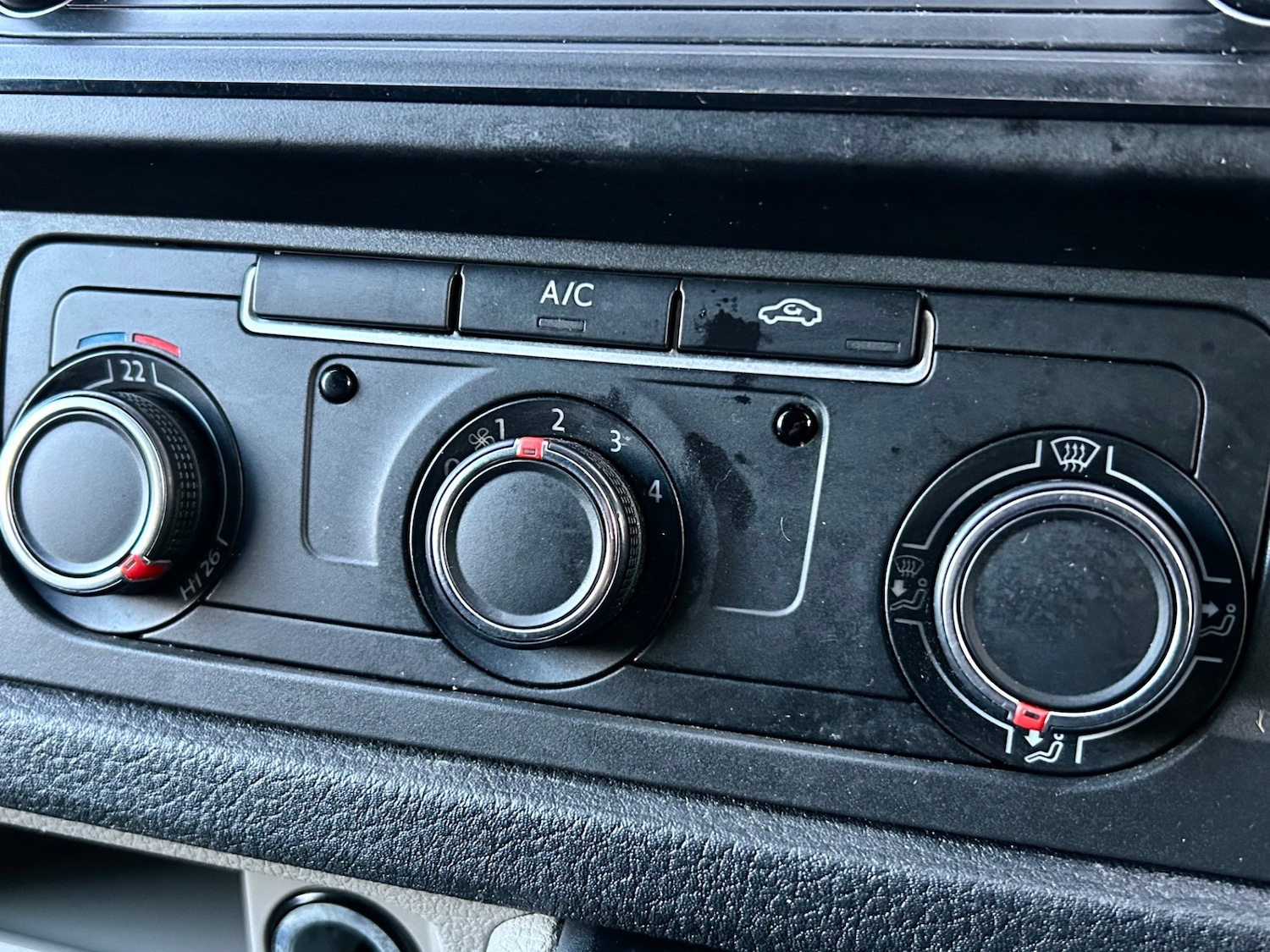 Used Volkswagen Transporter 2017 for sale - 77490247: Photo 13