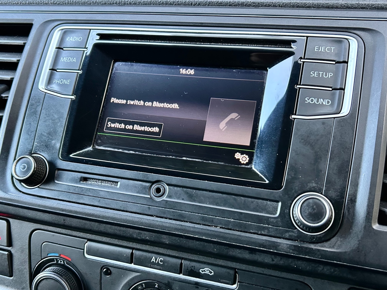 Used Volkswagen Transporter 2017 for sale - 77490247: Photo 14