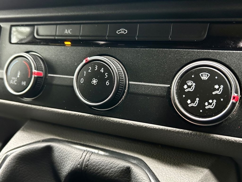 Used Volkswagen Transporter 2021 for sale - 76637852: Photo 22