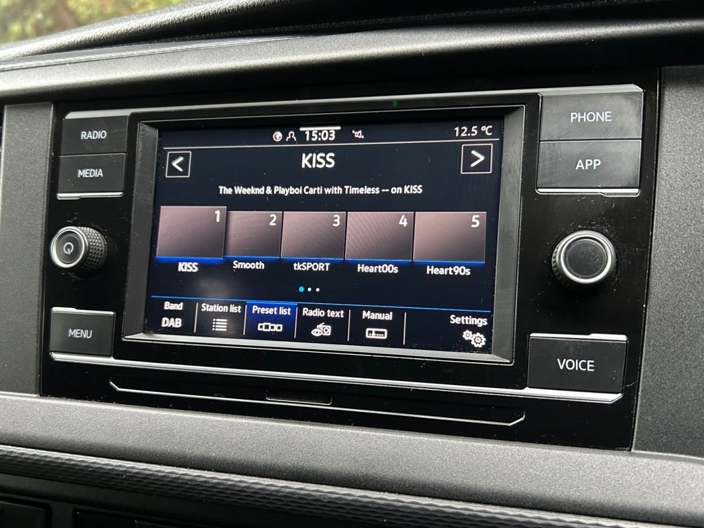 Used Volkswagen Transporter 2021 for sale - 76637852: Photo 24