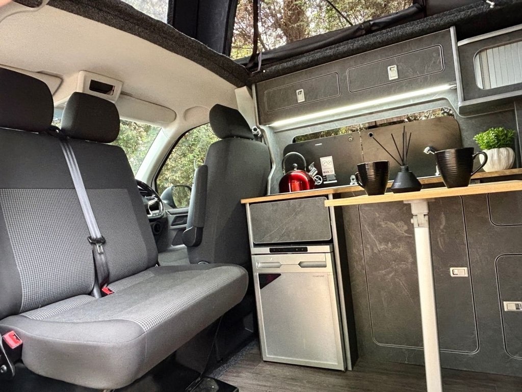 Used Volkswagen Transporter 2021 for sale - 76637852: Photo 4