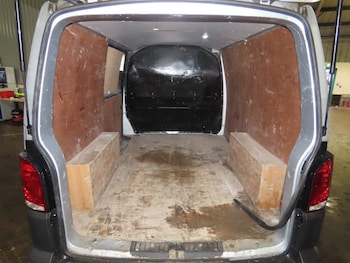 Used Volkswagen Transporter 2021 for sale - 77616429: Photo