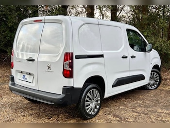 Used Peugeot Partner 2022 for sale - 77289392: Photo