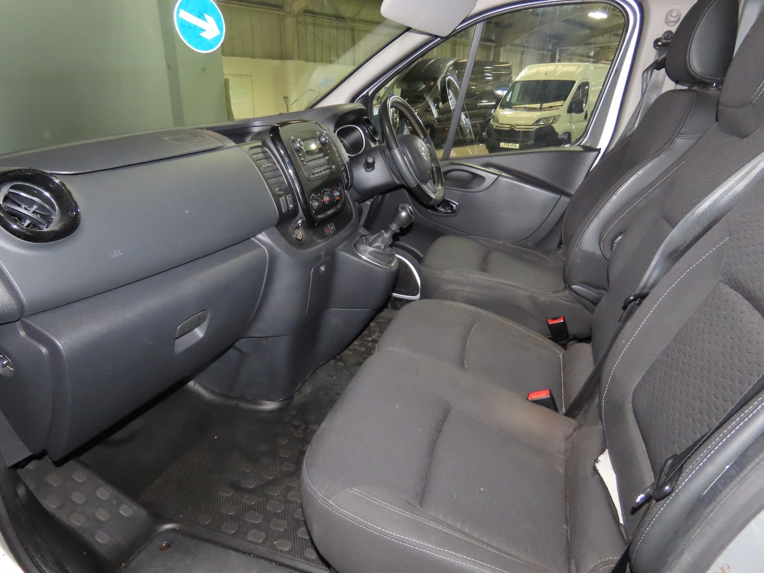Used Vauxhall Vivaro 2016 for sale - 78161826: Photo 6