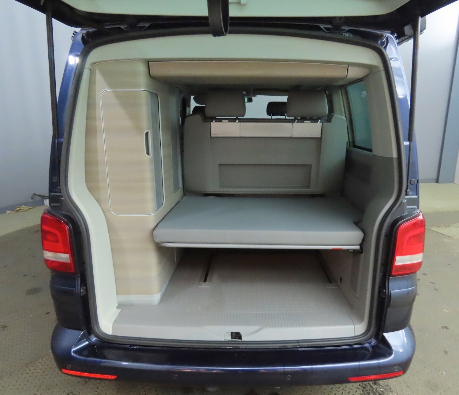 Used Volkswagen California 2012 for sale - 77196278: Photo 3