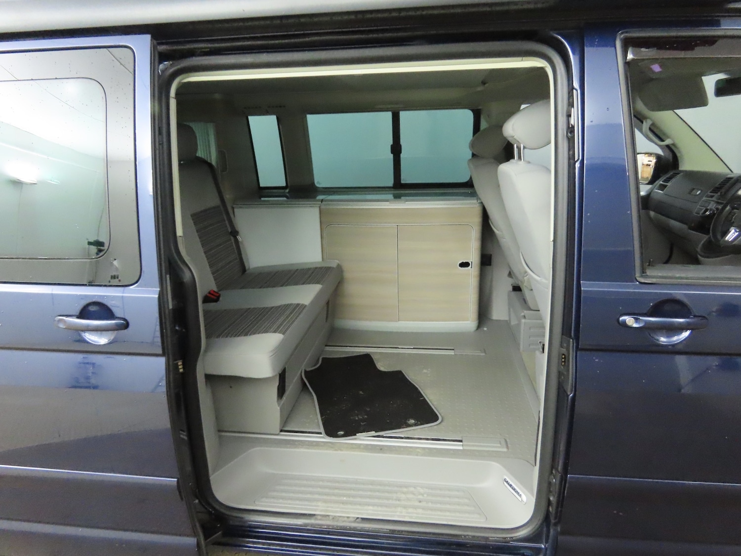 Used Volkswagen California 2012 for sale - 77196278: Photo 4