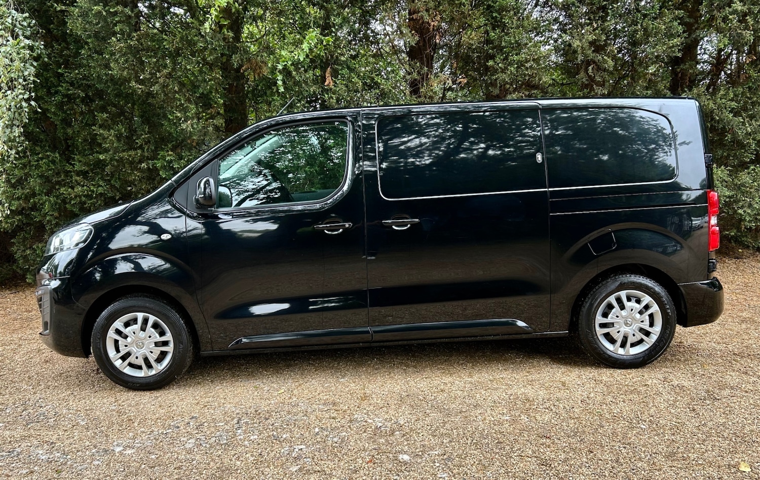 Used Vauxhall Vivaro 2022 for sale - 76630414: Photo 10