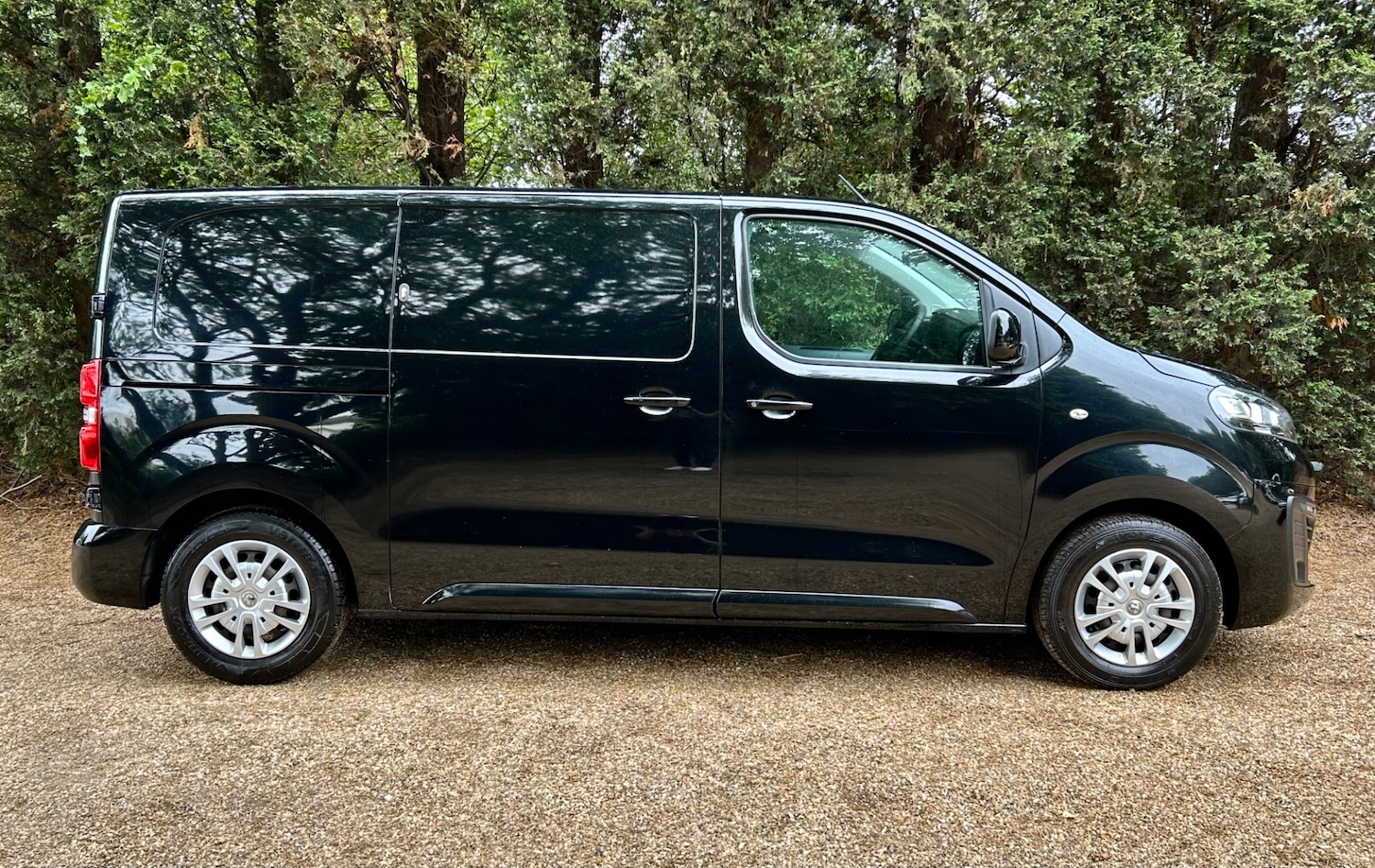 Used Vauxhall Vivaro 2022 for sale - 76630414: Photo 8