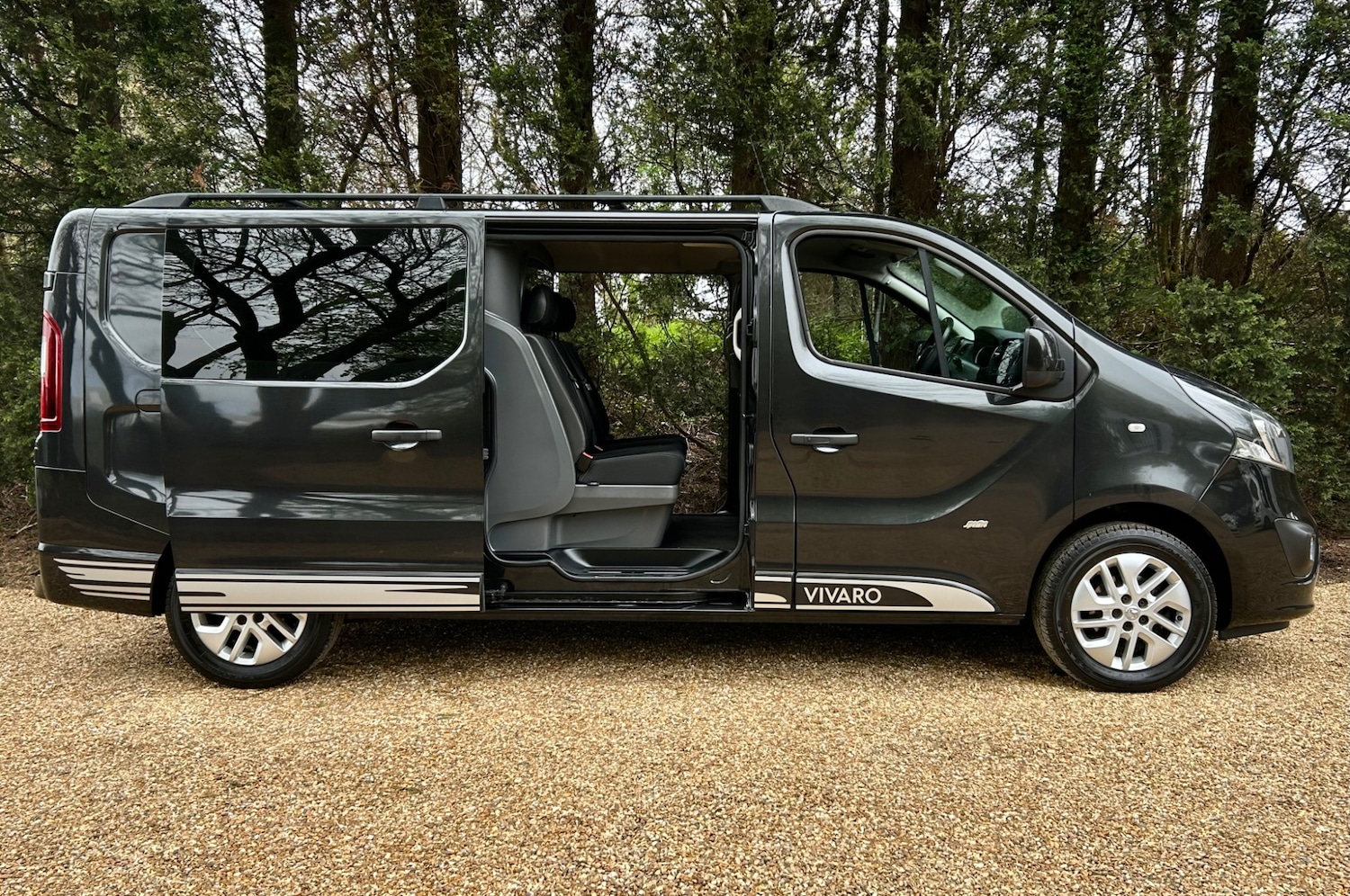 Used Vauxhall Vivaro 2017 for sale - 78121385: Photo 4