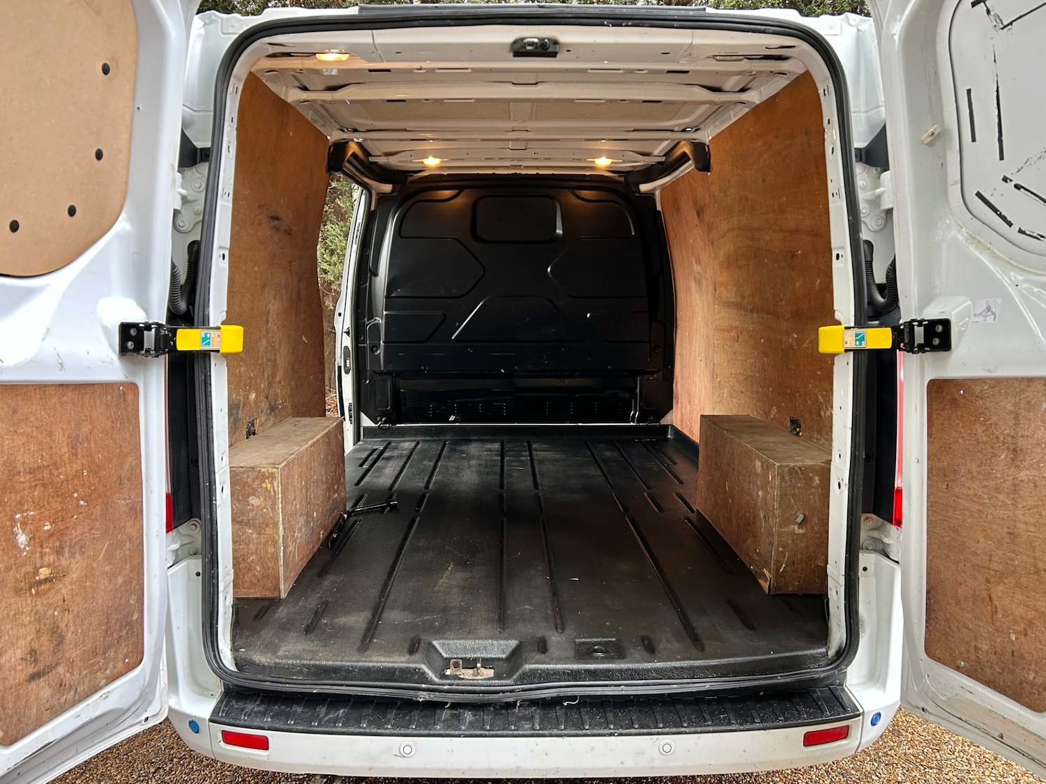 Used Ford Transit Custom 2018 for sale - 76630431: Photo 3